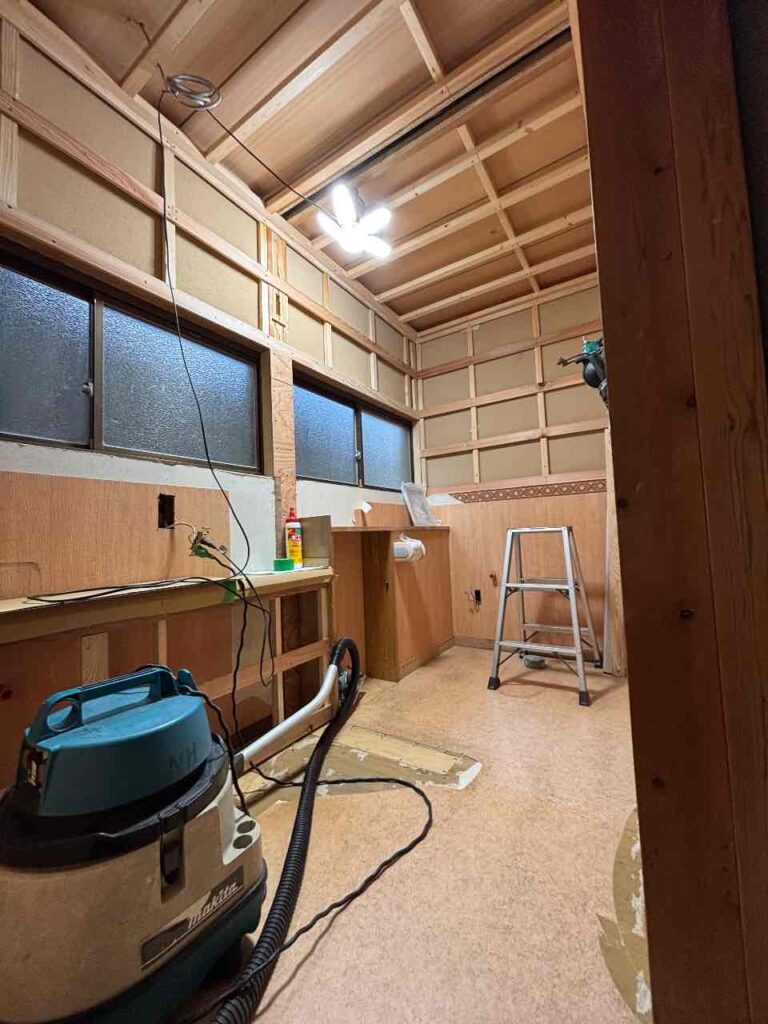 舞鶴のトイレリフォーム工事中