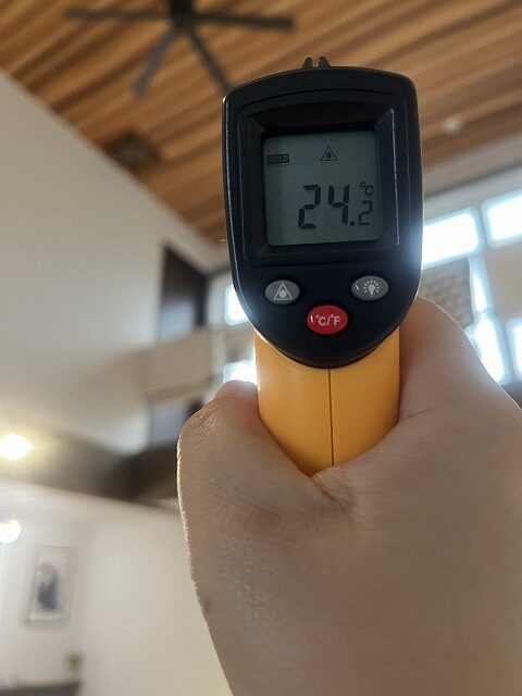 吹き抜け室内温度